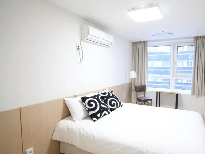 Oriental Modern Apartment 4