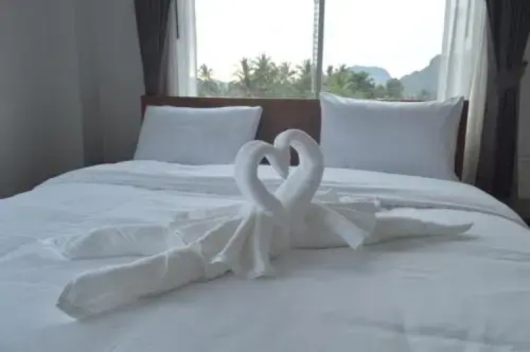 Sisombat Plaza Hotel