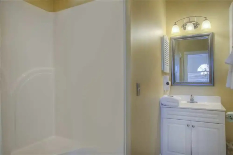 Magnolia Place 202-4703