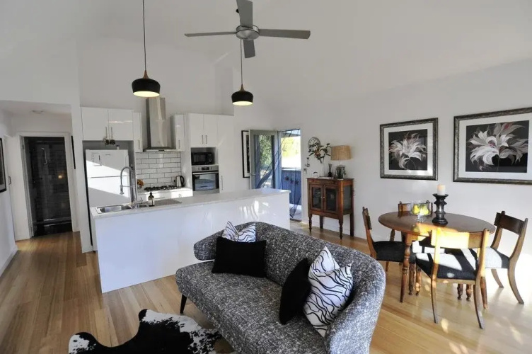 Mansfield Cottage