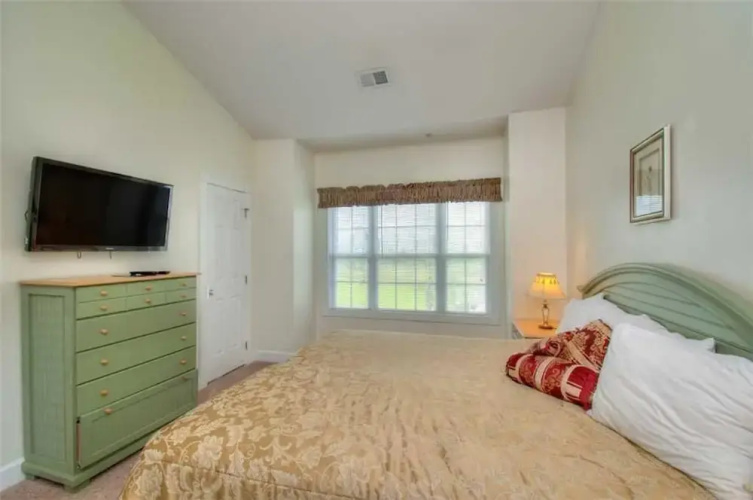 Magnolia North 302-4827
