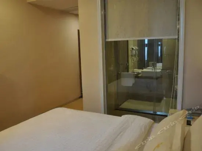 Zhangzhou Lianyi Business Hotel