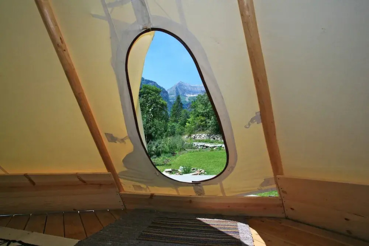 Ridgetop Cabin