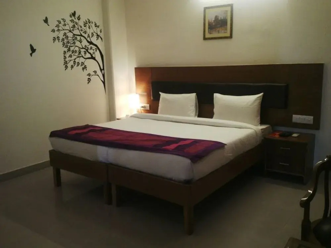 Edition O 30039 Red Carpet Hotels