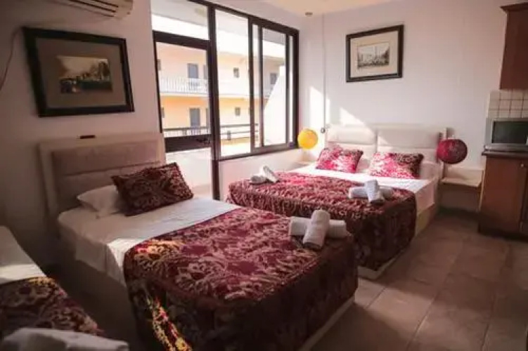 London Hotel
