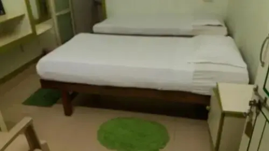Johny's Beach Hotel