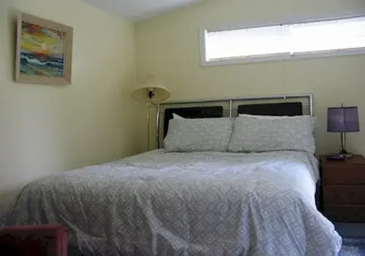 Cadboro Bay B & B