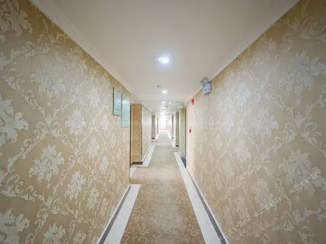 Yangzijiang Guest House