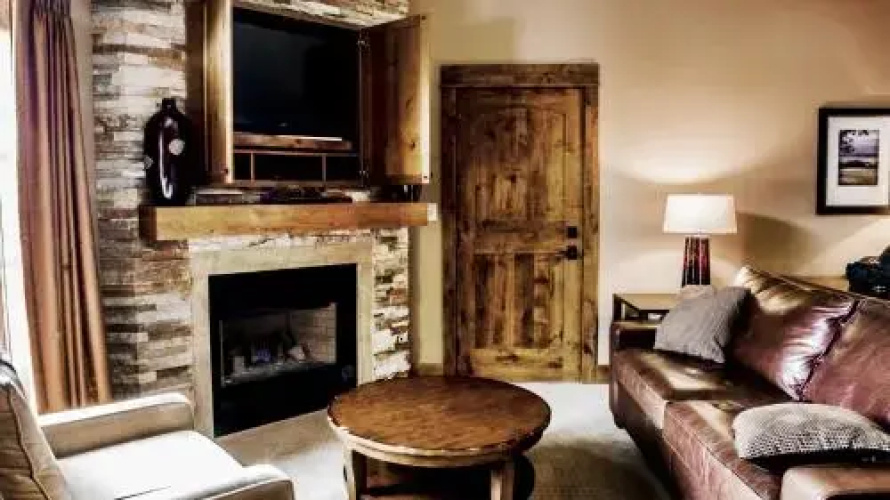 Journey's End - LOM402 - 1 Br Apts