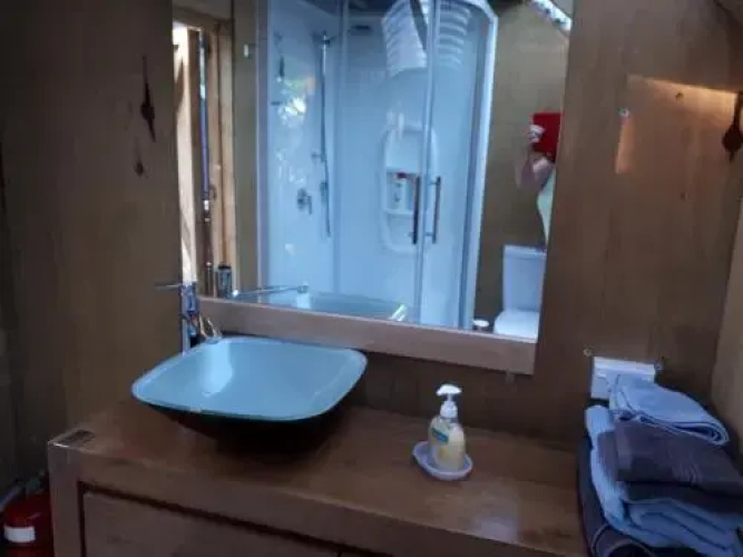Kingfisher Cabin