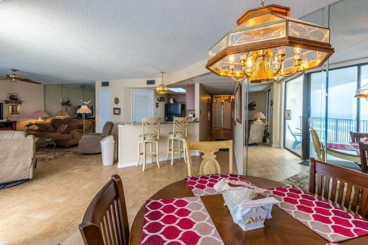 AquaVista West 804 - 2 Br condo by RedAwning