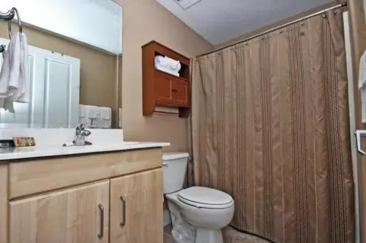 Island Tower 2203