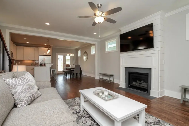 Brand New Luxurious 4BR
