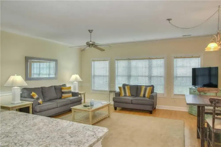 Magnolia North 203-4835