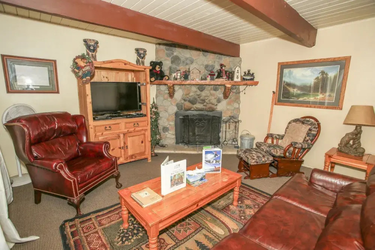Bear Trap Cabin