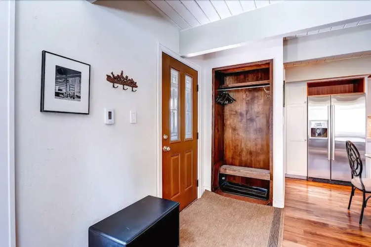 Chateau Chaumont 1 - 2 Br condo by RedAwning