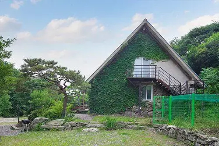 Yangpyeong Ssol House Pension