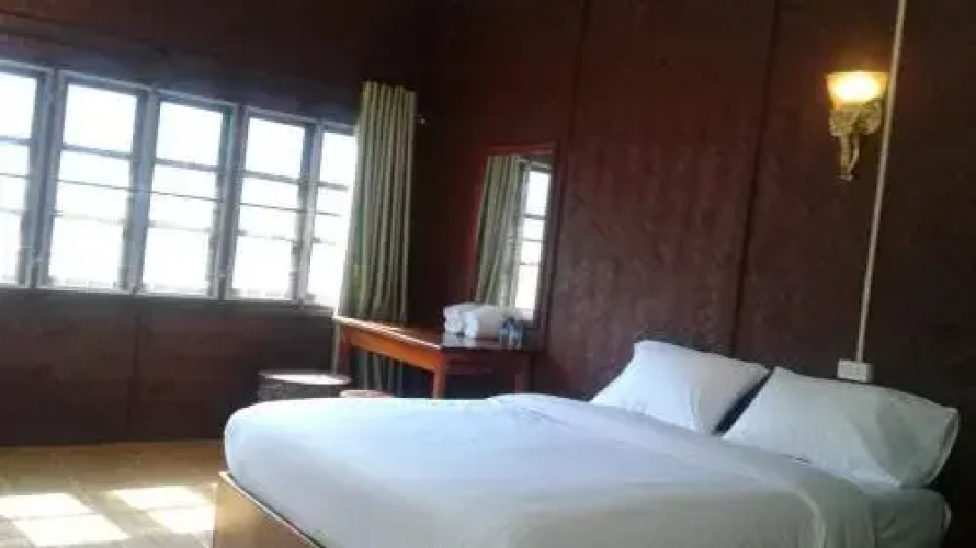 Syvongsack Lodge
