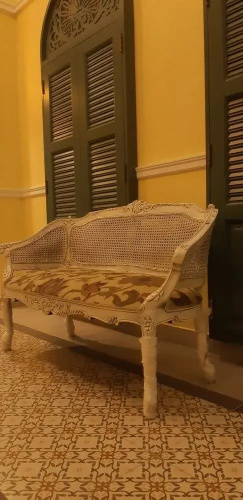 Yindee Hostel - Adults Only
