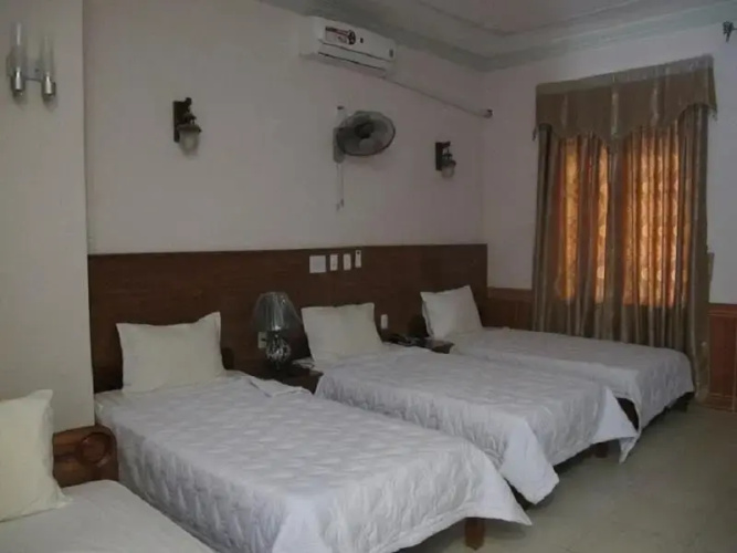 Apollo Hostel