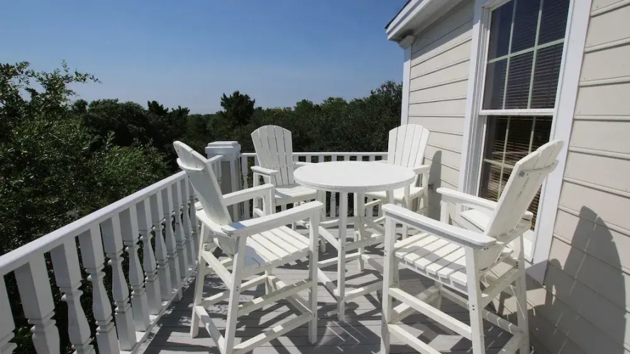 The Charleston - 3 Br Home