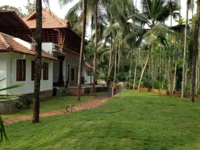 Ayurvedam at Sreenilayam