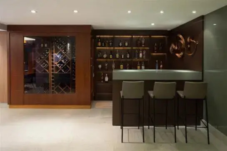 St Peter Hotel