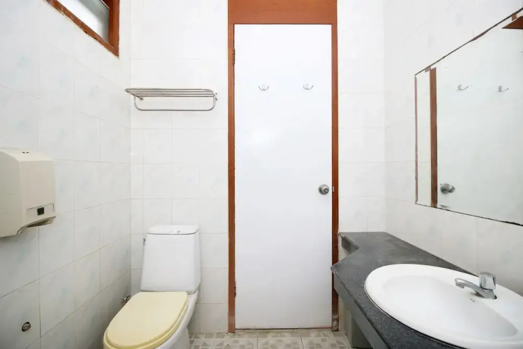 Airy Pemuda 122 Semarang