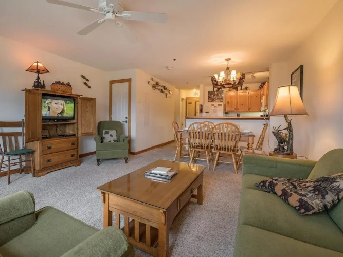2 Br: Camp 4 # 2