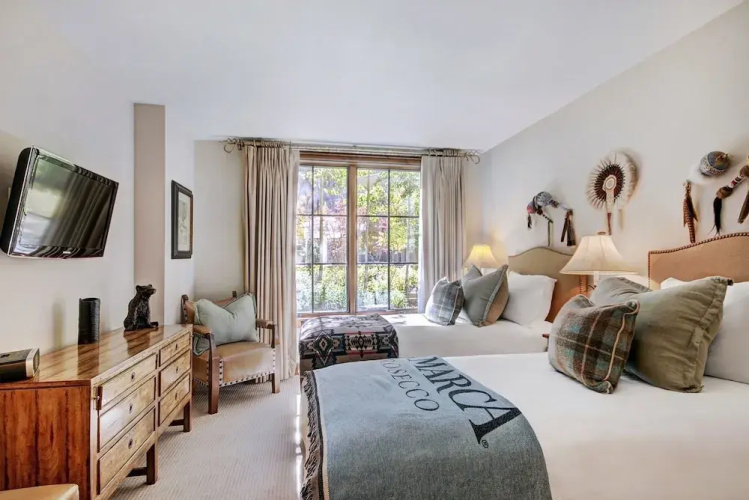 Ritz 2Br R111