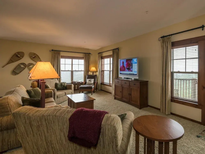 6br: Soaring Eagle 204