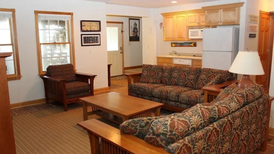 Old Glory - 8 Br Home