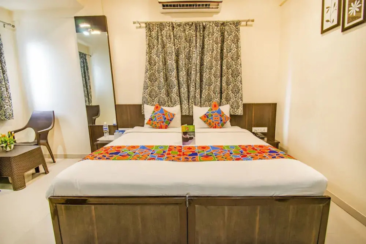 Fabhotel Suyog Inn