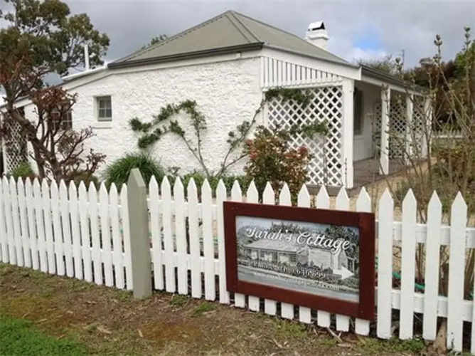 Sarahs Cottage