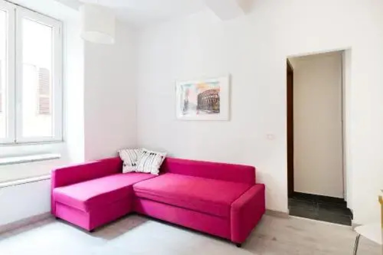 Lovelyapart Cavour