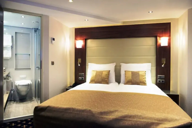 Baxter Hoare Hotelship - Adults only