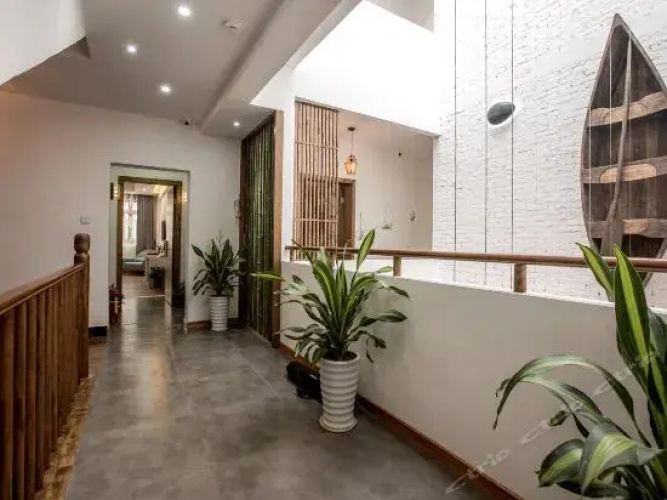 Xushe Art Design Hotel