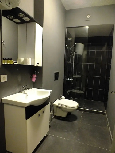 Gayret Apartment