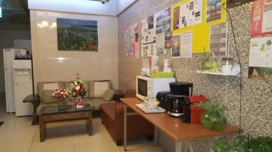Naro Hotel