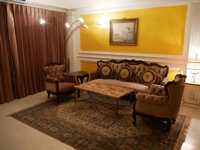7 Rooms Hotel