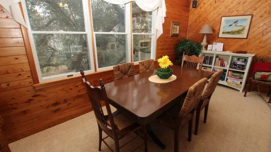 532 Worley - 6 Br Home