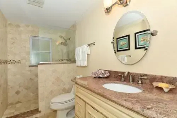 Manatee Manor 2 Bedroom Home by RedAwning