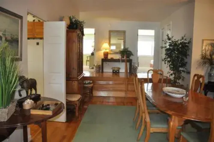 #405 Lazy Daze - 3 Br villa by RedAwning