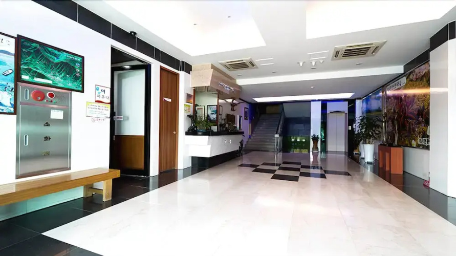GreenBich Hotel