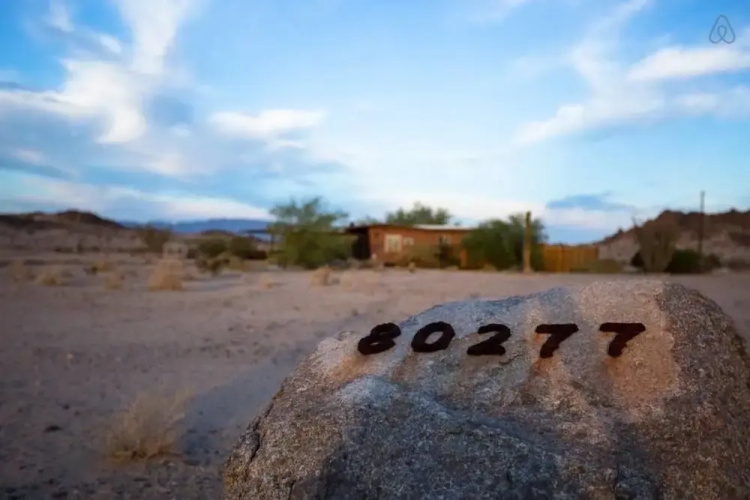 Wikiup by Joshua Desert Retreats