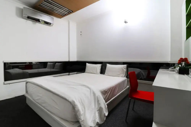 Gran Surya Hotel Cikarang