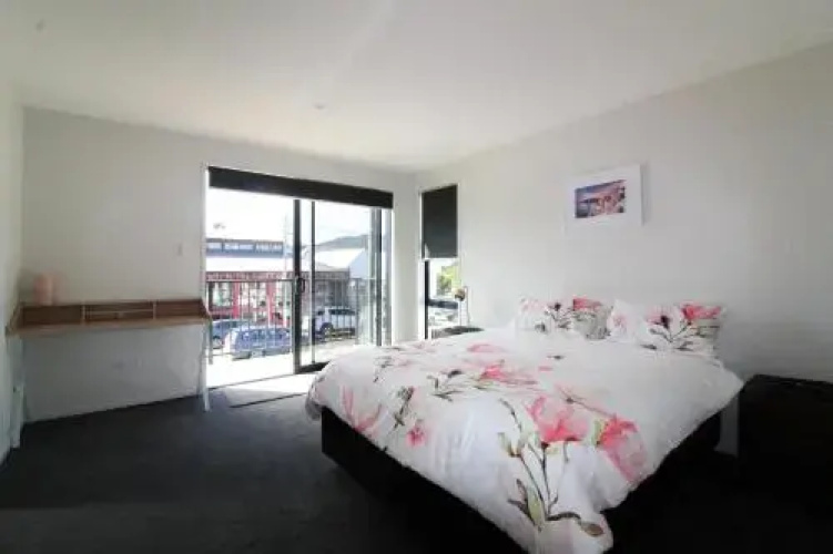Frederick Apartment by the Stadium