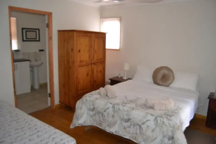 Eden overnight cabins