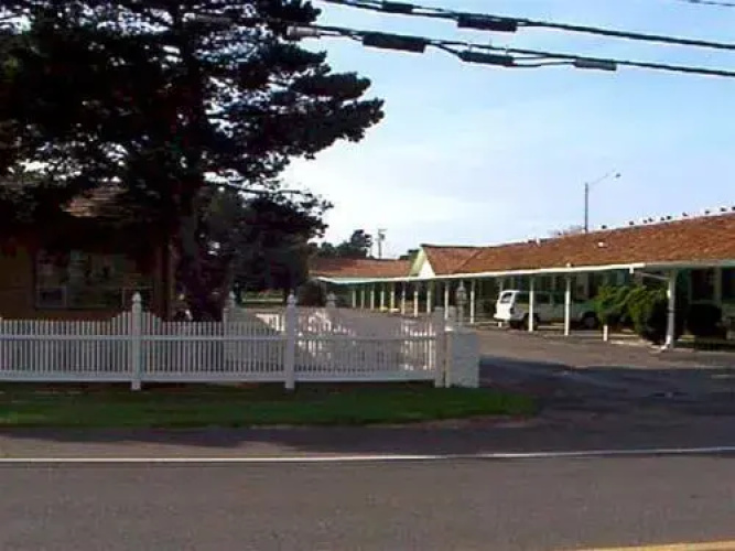 Shooting Star Motel