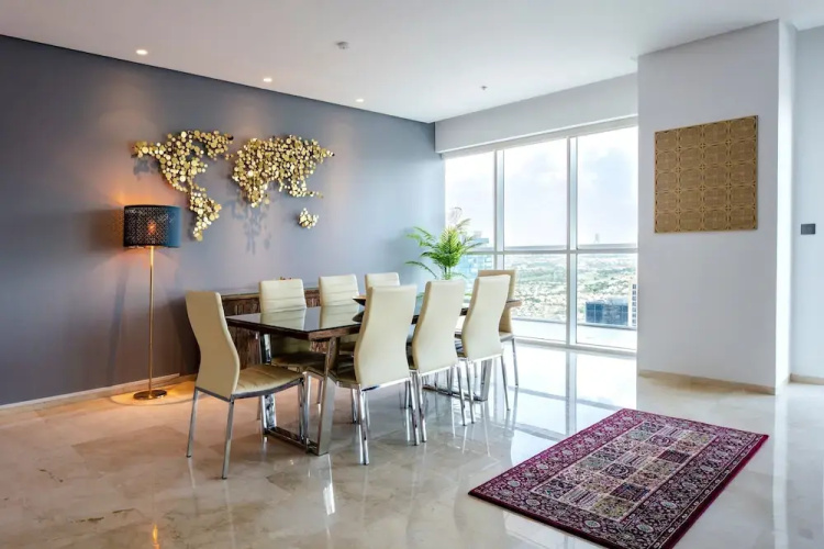 Stunning 4 BDR Penthouse in Dubai Marina
